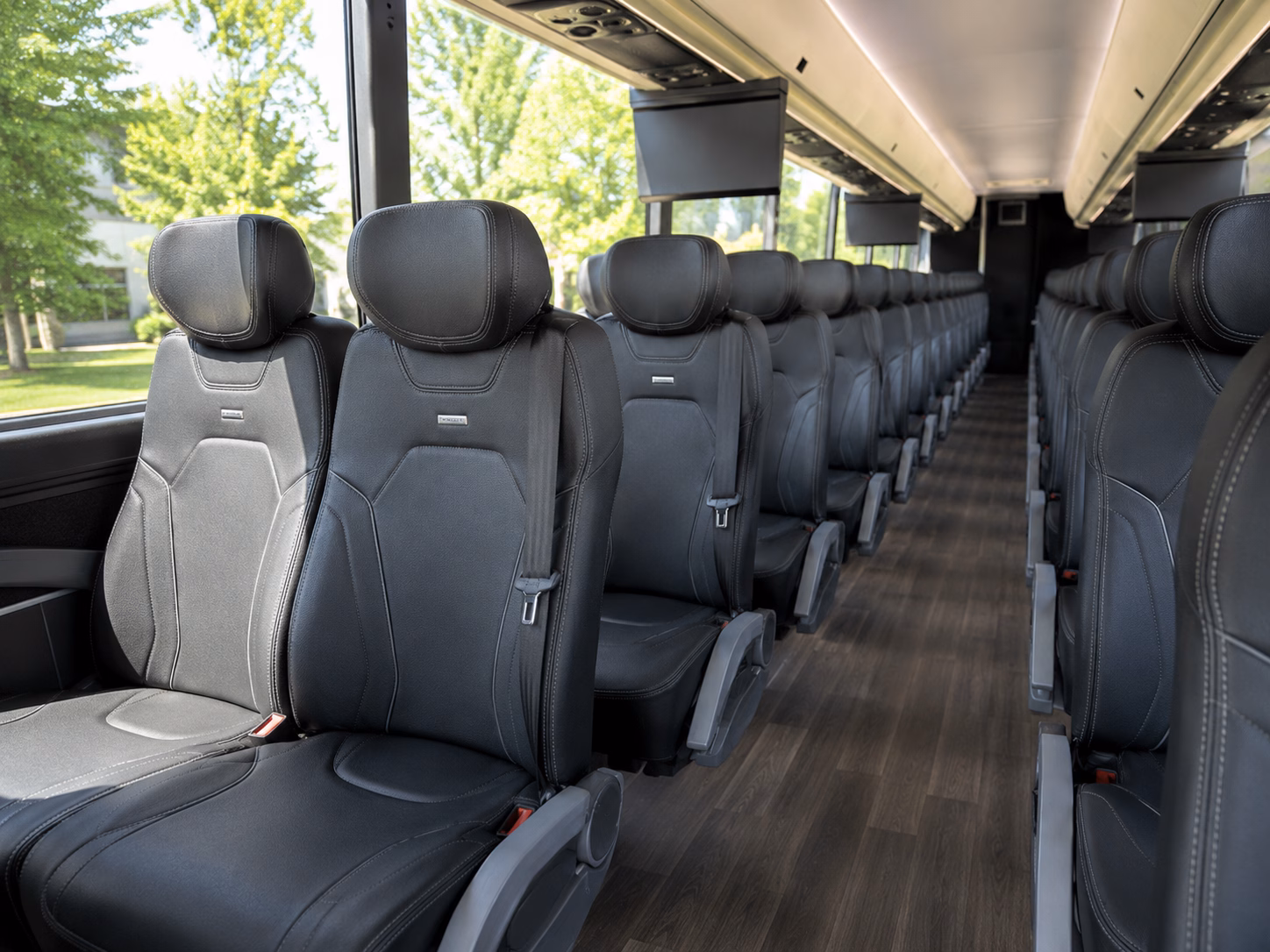 how the distance and duration of your trip affect charter bus rates in arlington